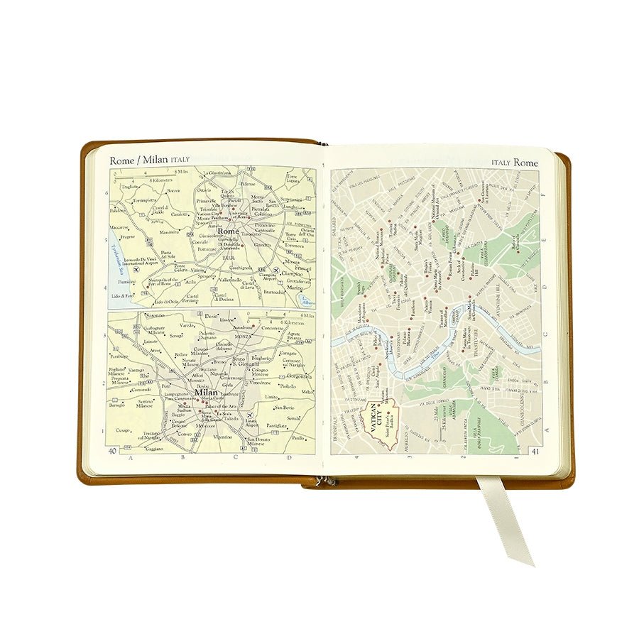 The Traveler's Atlas - Muir Way - Books