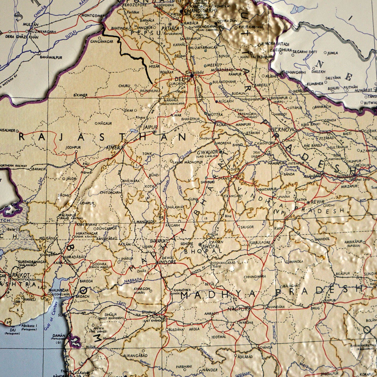 India 1954 3D Raised Relief Map - Muir Way - 3D