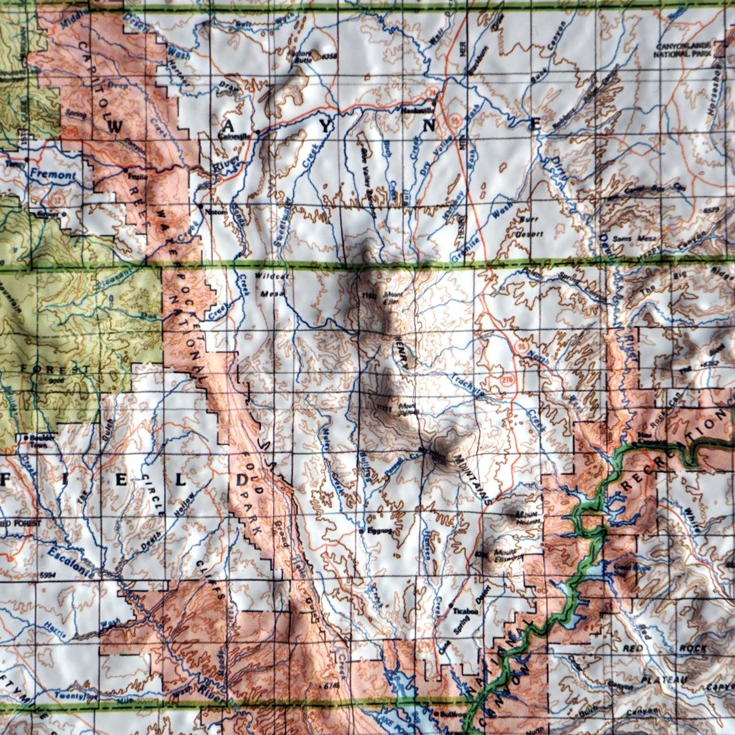Utah 1988 3D Raised Relief Map - Muir Way - 3D