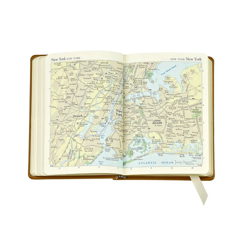 The Traveler's Atlas - Muir Way - Books