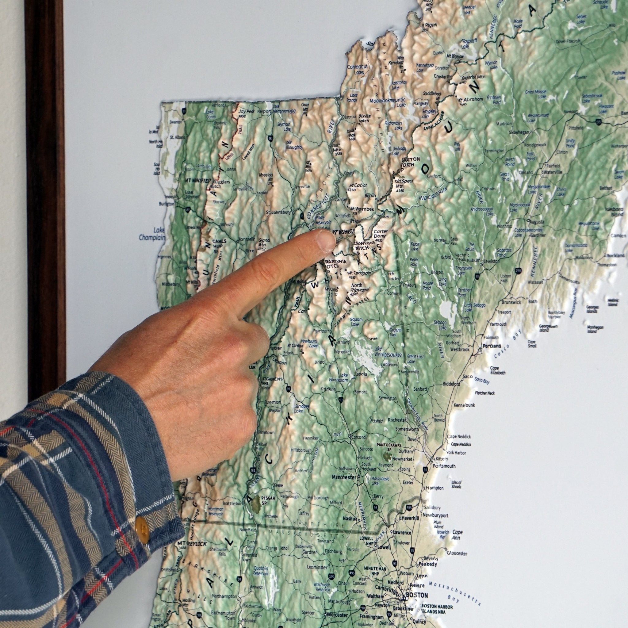 New England 3D Raised Relief Map - Muir Way - Natural Atlas