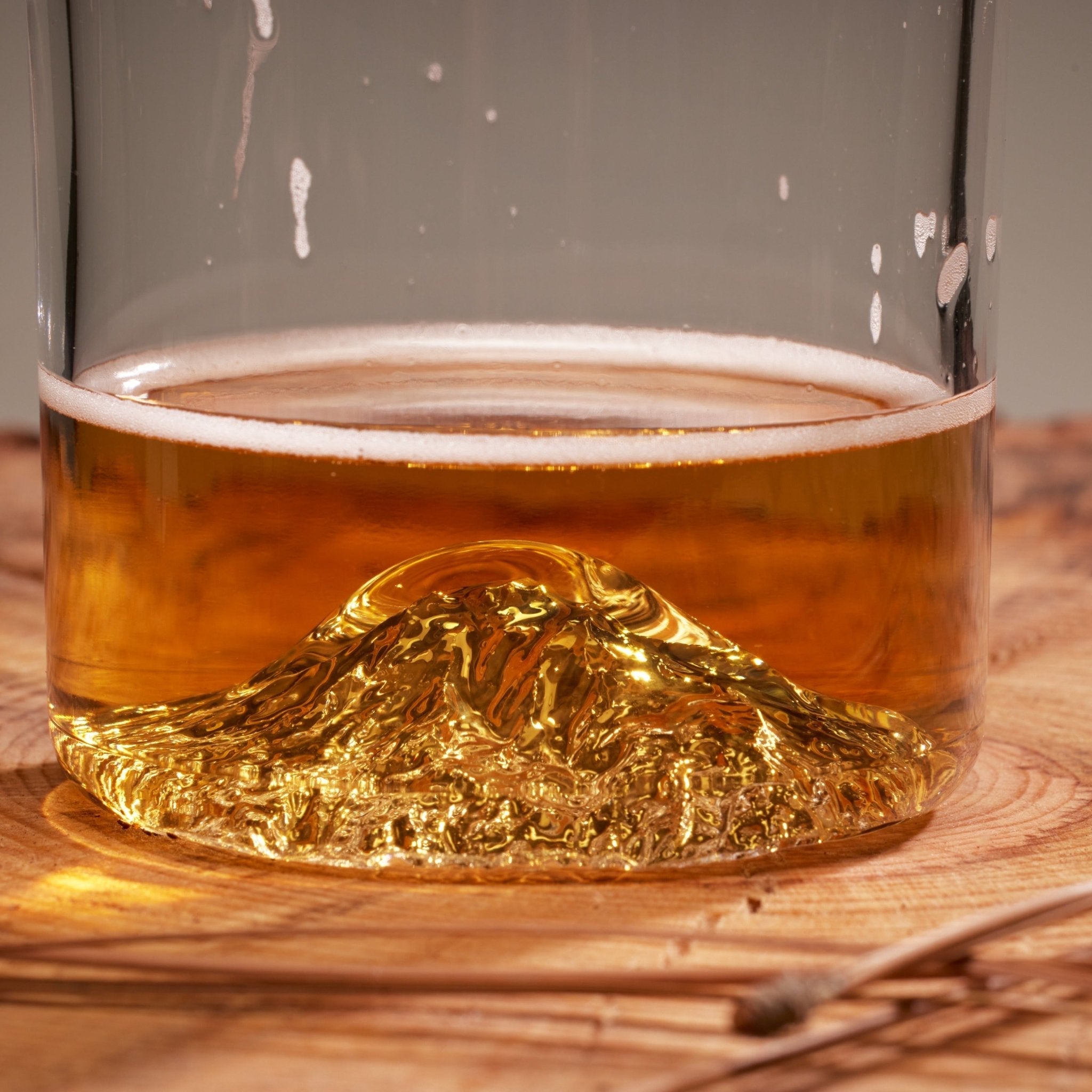 The Mt. Adams Pint - Muir Way - Packaged Glass