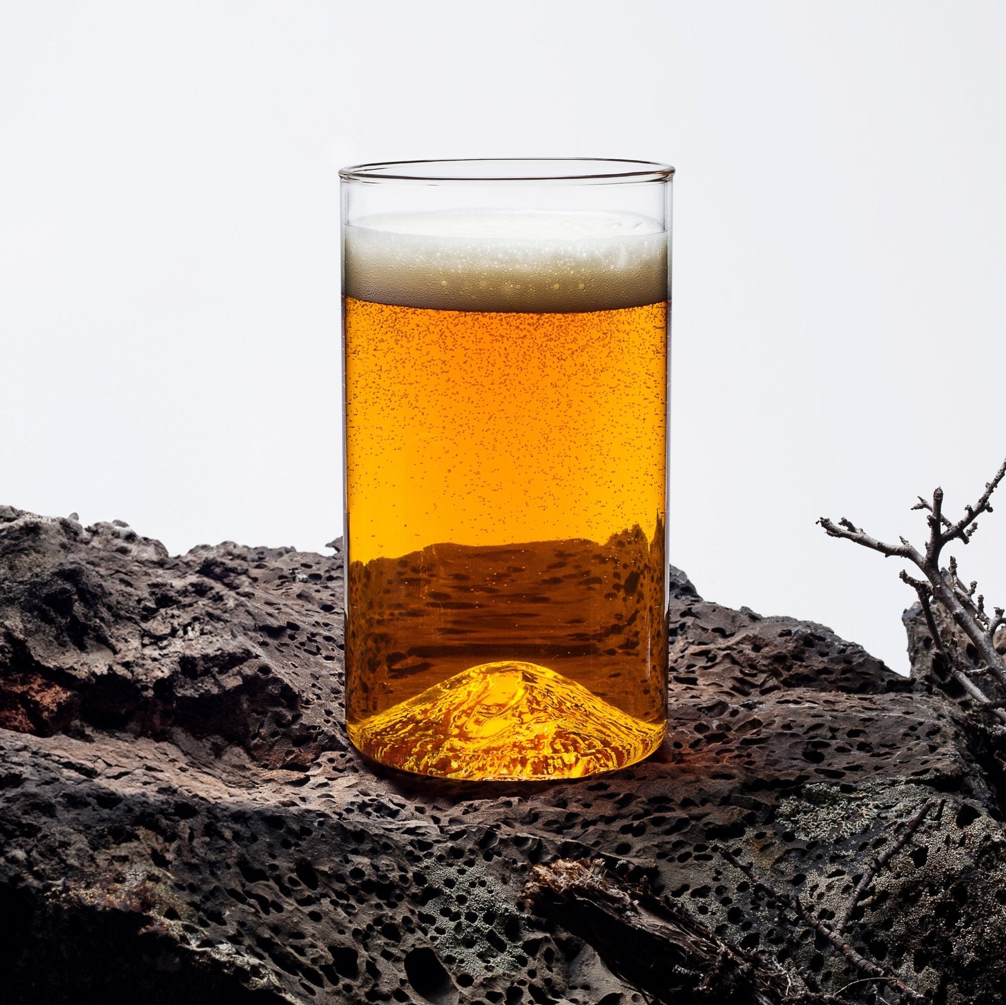 The Mt. Bachelor Pint - Muir Way - Packaged Glass