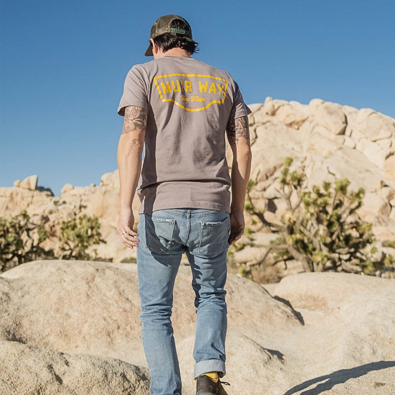 West Tee Pebble - Muir Way - T-Shirt